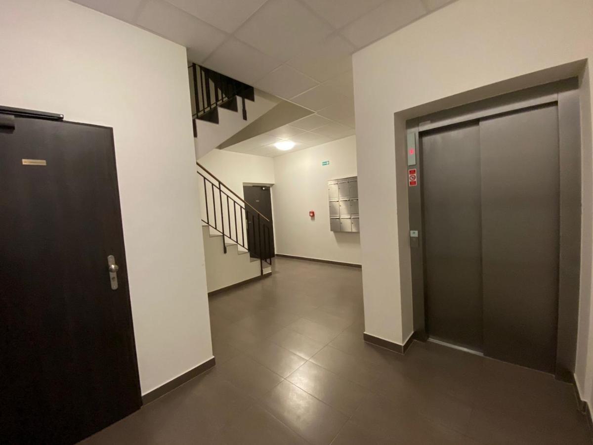 Apartments / 10 Min From Center / O2 Arena Prague Luaran gambar